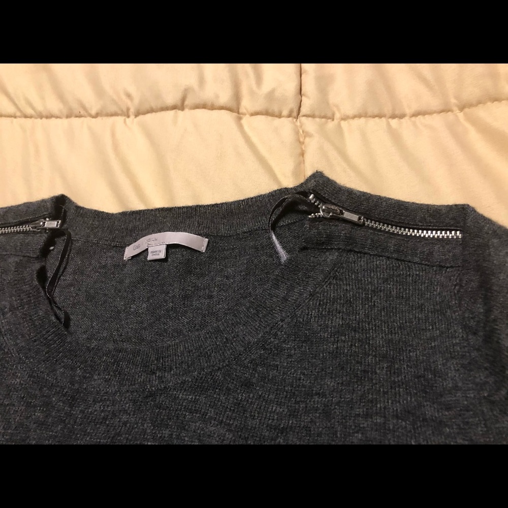Women’s GAP size medium dark grey sweater dress